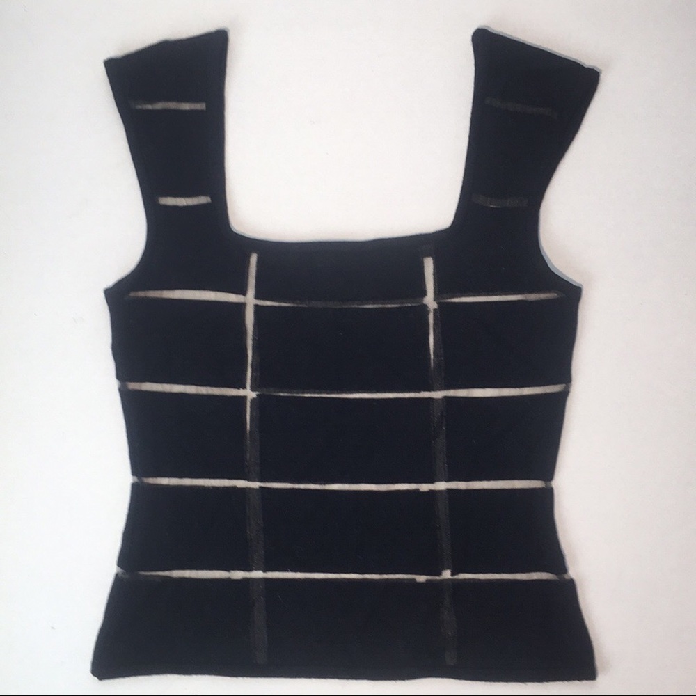 Anjelica-Val, Knit Top with Mesh Blocking, M